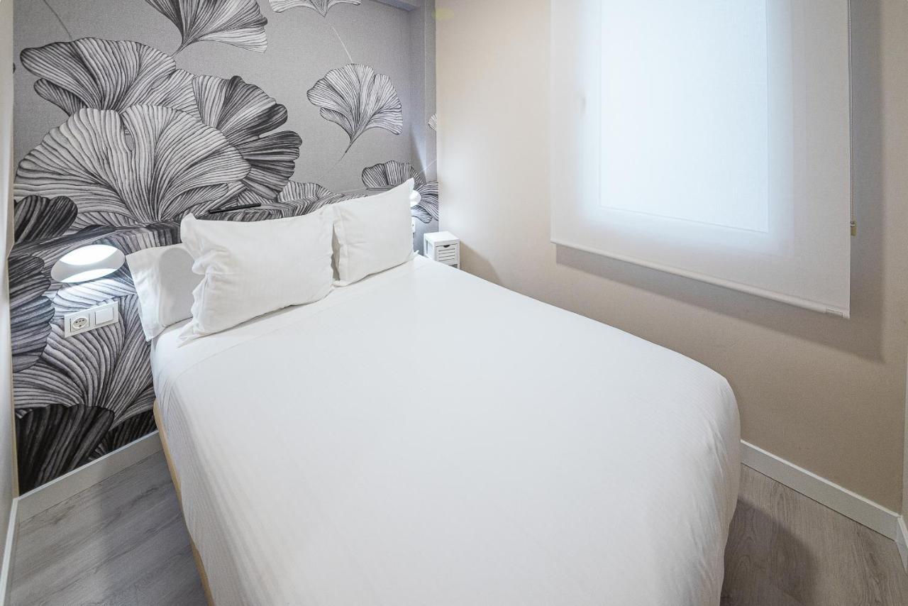 Hostal Plaza Boutique (Adults Only) Сарагоса Екстериор снимка