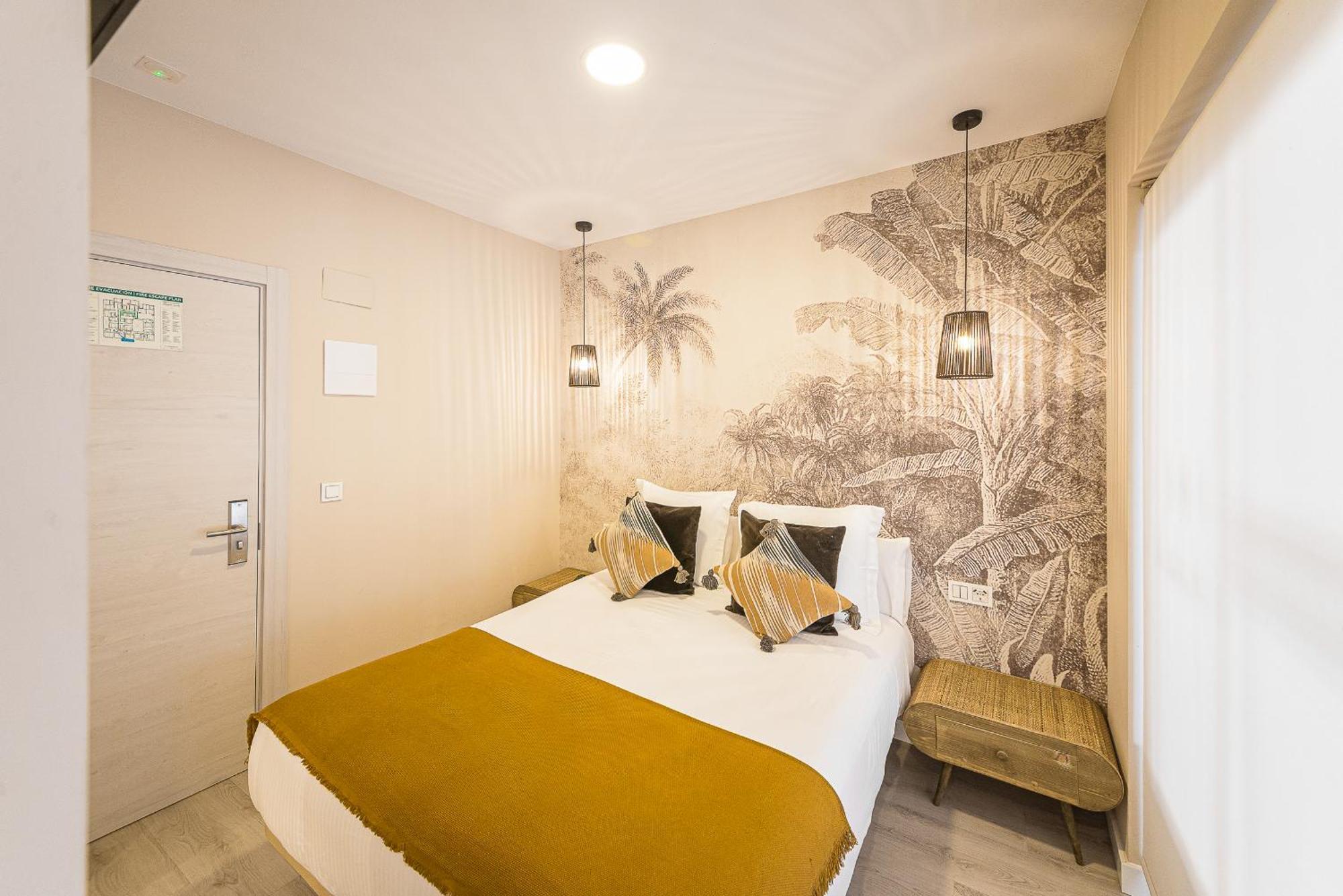 Hostal Plaza Boutique (Adults Only) Сарагоса Екстериор снимка