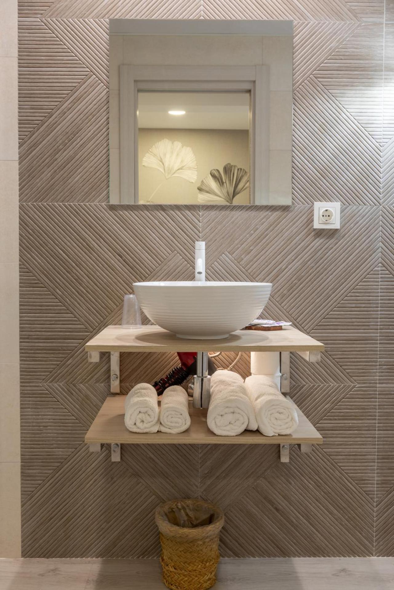 Hostal Plaza Boutique (Adults Only) Сарагоса Екстериор снимка