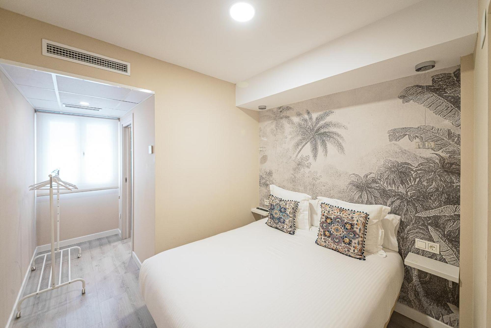 Hostal Plaza Boutique (Adults Only) Сарагоса Екстериор снимка